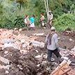 Оползень уничтожил школу с 20 учениками внутри в Колумбии