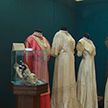 «Мода XX века»: уникальные экспонаты показали на ретровыставке в Гродно