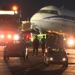 Ночью в Беларуси из аэропорта по трассе буксировали воздушное судно
