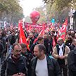 Во Франции бастуют учителя, врачи и рабочие