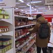 Антироссийские санкции: в Литве взлетели цены на овощи, в Германии топливо бьет по карману, в Эстонии вернулись к печному отоплению