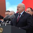 А. Лукашенко возложил венок к монументу Победы в Минске