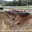 В Гродно после ливня провалился участок дороги