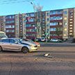 В Минске девочка на самокате пересекала проезжую часть на красный и попала под колеса авто