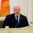 Трудиться очень-очень много и требовать того же от подчиненных: Лукашенко провел совещание по ситуации в Гомельской области