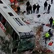 В Турции пассажирский автобус вылетел в кювет, есть погибшие