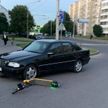Автомобиль сбил двух подростков, ехавших на одном самокате в Минске