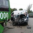 Серьёзное ДТП в Харькове: BMW влетел в автобус на остановке