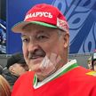 Лукашенко ударили клюшкой по лицу во время хоккейного матча (ВИДЕО)