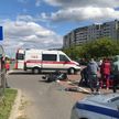 Мотоциклист врезался в легковушку в Минске на улице Кунцевщина