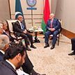 Александр Лукашенко проводит встречу с премьером Пакистана