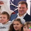 Дмитрий Лукашенко с семьей поздравил воспитанников Социально-педагогического центра Борисовского района