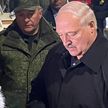 Лукашенко знакомится с работой артиллерийской базы вооружения в Гомеле