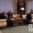 Александр Лукашенко провел встречу с послом Турции в Беларуси Мустафой Озджаном