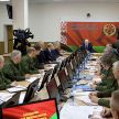 Лукашенко об угрозах в адрес семей военнослужащих: Не надо играть с огнем
