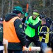 Горячая атмосфера. Под Минском прошел чемпионат по колке дров (ФОТОРЕПОРТАЖ)