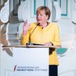 Меркель призналась, что хотела наладить диалог с Путиным – Spiegel