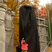 Власти Вильнюса намерены начать демонтаж стел воинского мемориала