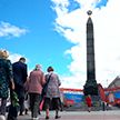 «Беларусь помнит»: тысячи людей отдали дань памяти героям войны