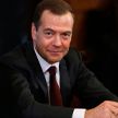 Медведев призвал снимать фильмы о войне