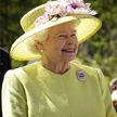 В Великобритании открыт первый посмертный памятник Елизавете II