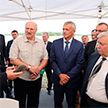 Лукашенко с рабочей поездкой посетил Смолевичский район