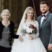 Невеста надела на свадьбу платье своей бабушки и до слез растрогала родню