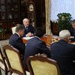 Александр Лукашенко прокомментировал конфликт между руководителем АБФФ и министром спорта и туризма