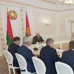 Уборочная кампания должна стать образцовой – поручение Лукашенко губернаторам