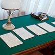 Письменный стол Якуба Коласа отправляется на реставрацию