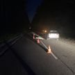 Автомобиль наехал на лежащего на дороге человека на трассе в Смолевичском районе