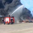 Сильный пожар вспыхнул на улице Демина в Борисове (ВИДЕО)