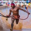 Индийский бегун побил рекорд Усэйна Болта во время гонки с буйволами