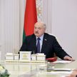Лукашенко рассказал чиновникам, как нужно работать с обращениями людей