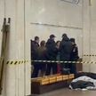 На станции метро «Площадь Победы» в Минске работают медики и милиция