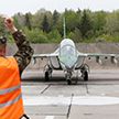 Новая партия учебно-боевых самолётов Як-130 прибыла на авиабазу в Лиде
