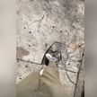 Блогер надавил на трещину на одной из улиц Нью-Йорка и нашел глубокую яму с трубами (ВИДЕО)