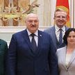 Александр Лукашенко наградил выпускников и преподавателей белорусских вузов