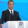 Англосаксонские попытки развалить Россию крайне опасны, заявил Медведев