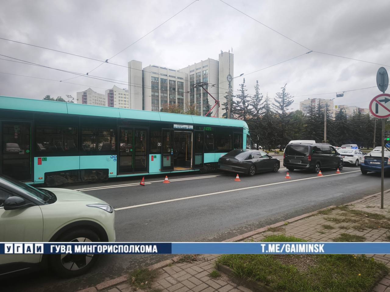 На перекрестке улиц Якуба Коласа и Мележа произошла авария 