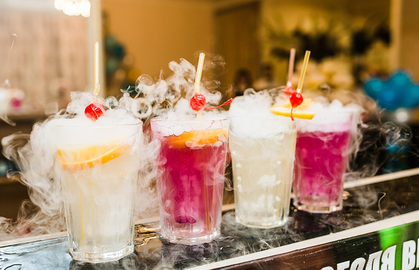 Какие согревающие и праздничные напитки подойдут в Год Лошади: рецепты за 15 минут